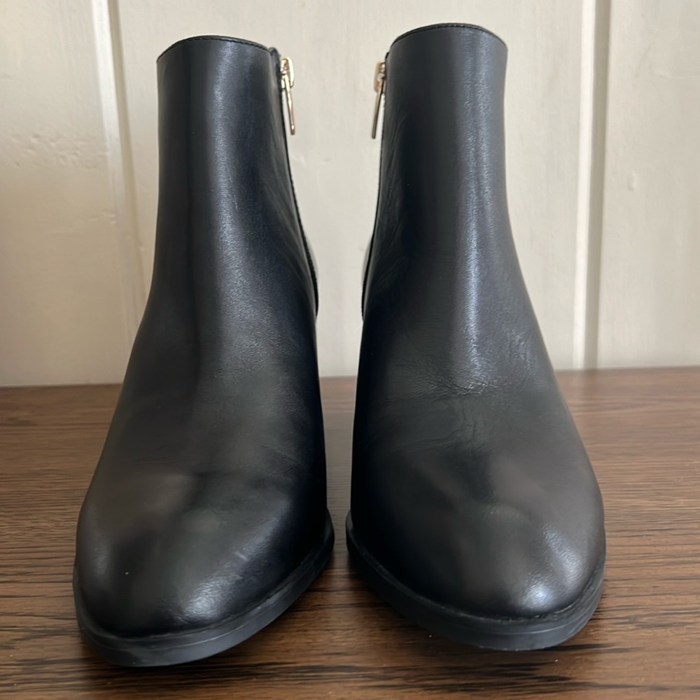 New-Vince Camuto boots